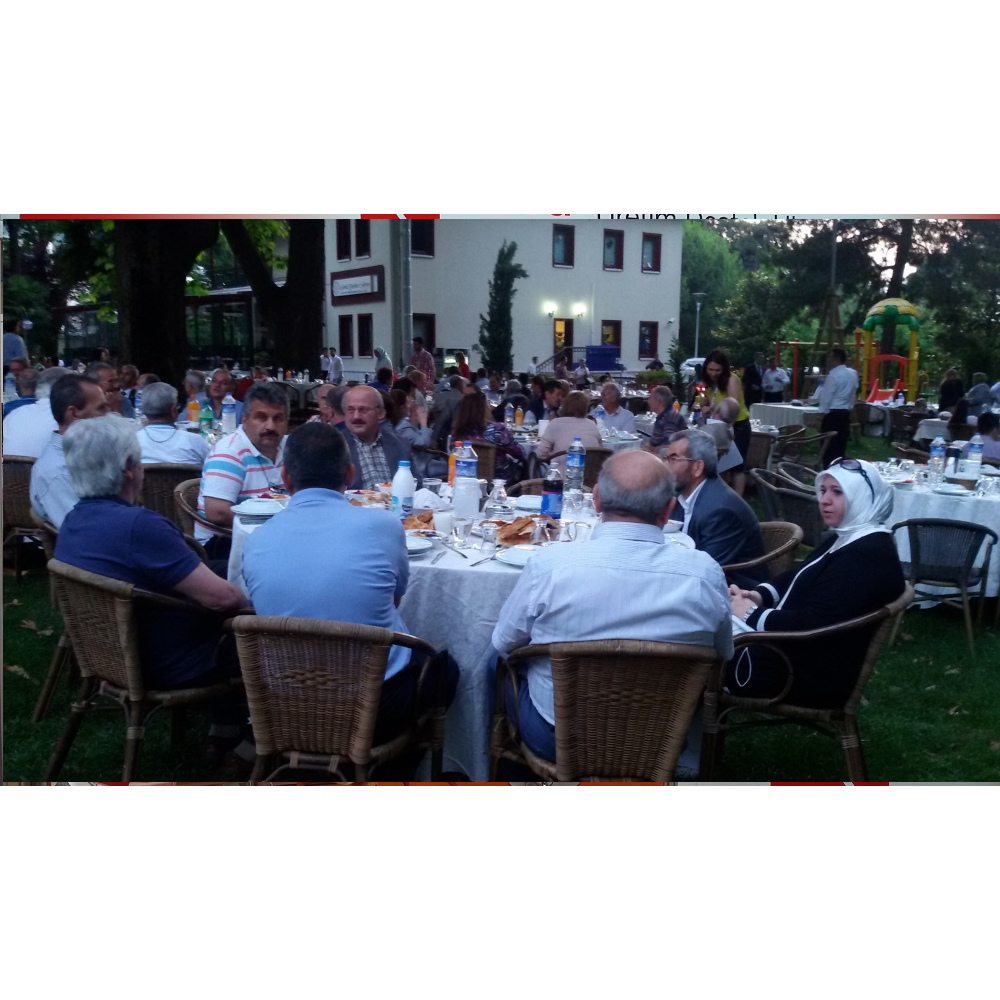 Geleneksel İftar Yemeği
